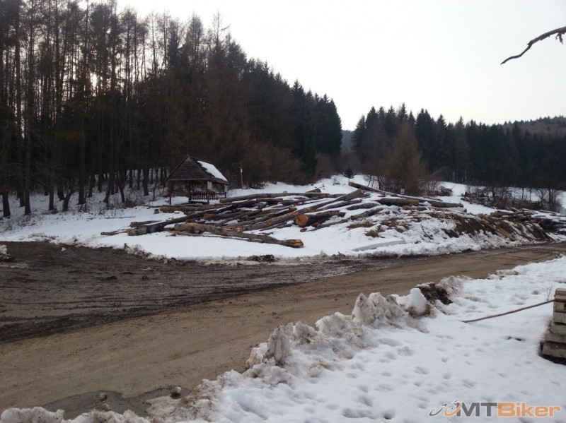 Chrástková / 20130408_03.jpg 20130408_03.jpg