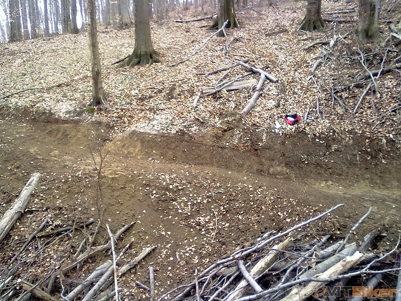 28032010017_gs800.jpg (237.5 KiB) Zobrazená 939 krát 28032010017_gs800.jpg