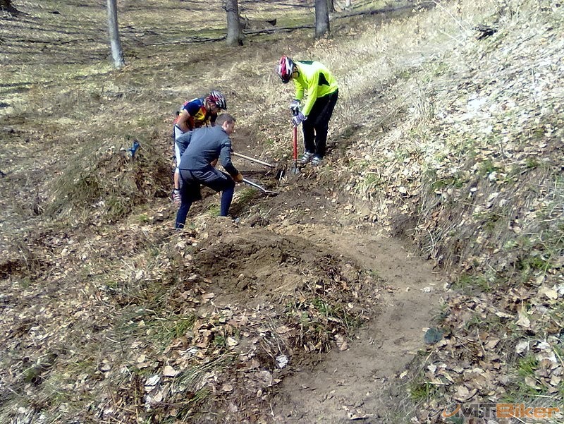 28032010010_gs800.jpg (232.21 KiB) Zobrazená 943 krát 28032010010_gs800.jpg